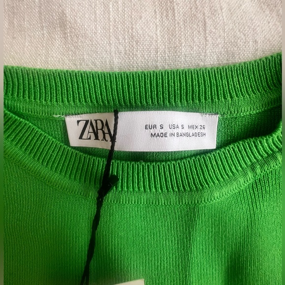 Zara, Green top, size S - Picture 3 of 4